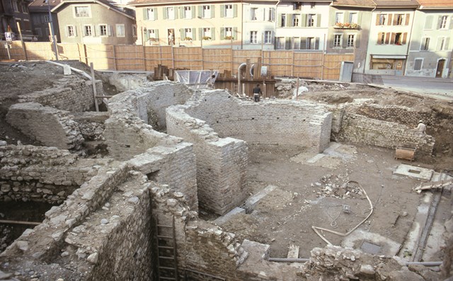 Vue Aérienne De L Hémicycle Durant La Fouille